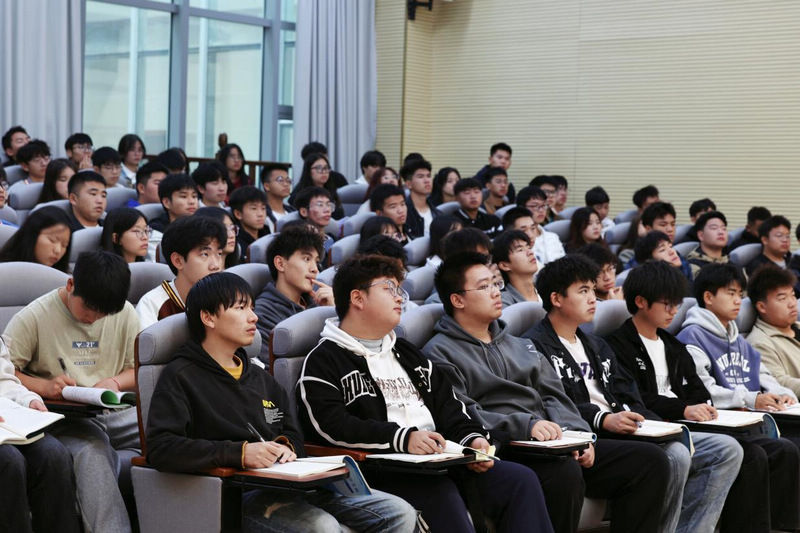 課堂現(xiàn)場。