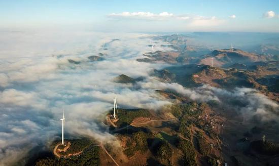 梅花山風電場。何歡攝