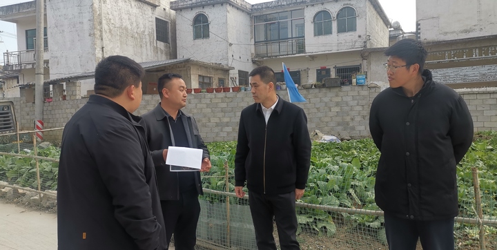 王金源到夏云鎮調研水資源環境保護工作。