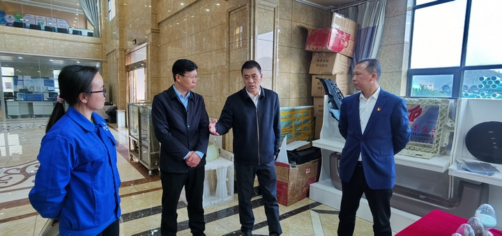 王金源到夏云工業園走訪規上企業。