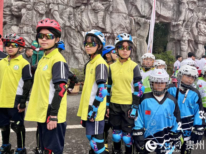 小朋友正在候場。人民網 李麗萍攝