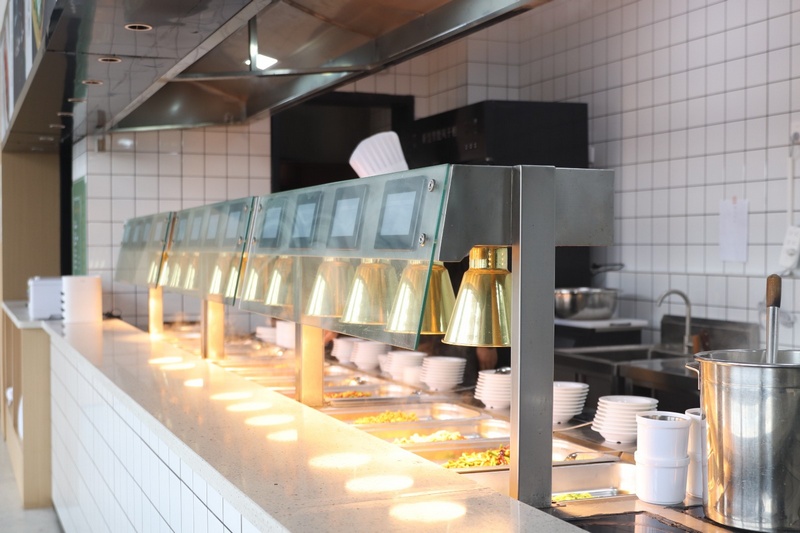 (3)圖為“中鐵·拾堂”櫥窗(王磊 攝).jpg