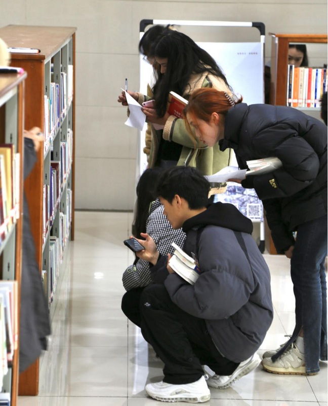 “春悅拾書”環節。