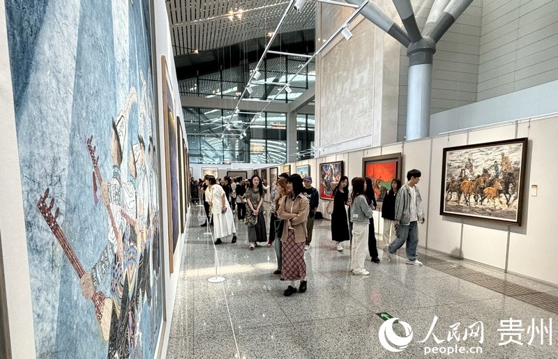 展覽設于貴州空港藝術中心。人民網記者高華攝