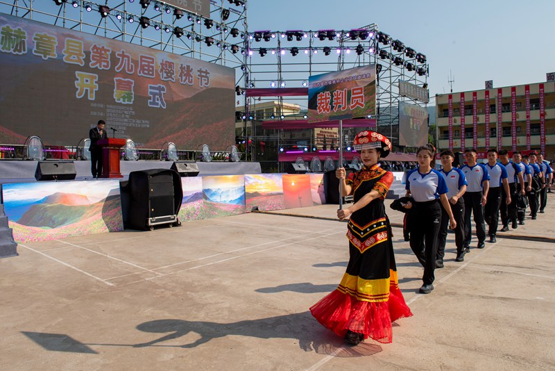 裁判員入場式。李學友攝