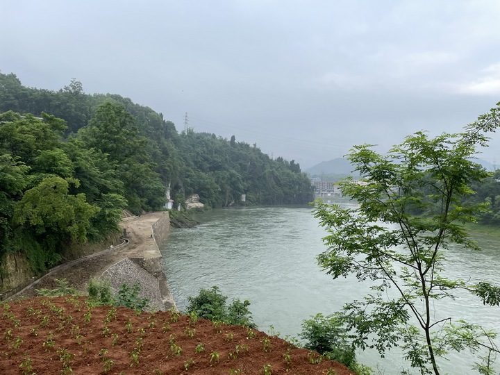 玉屏玉屏自治縣田坪鎮羅家寨村渡口組的地質災害隱患點。