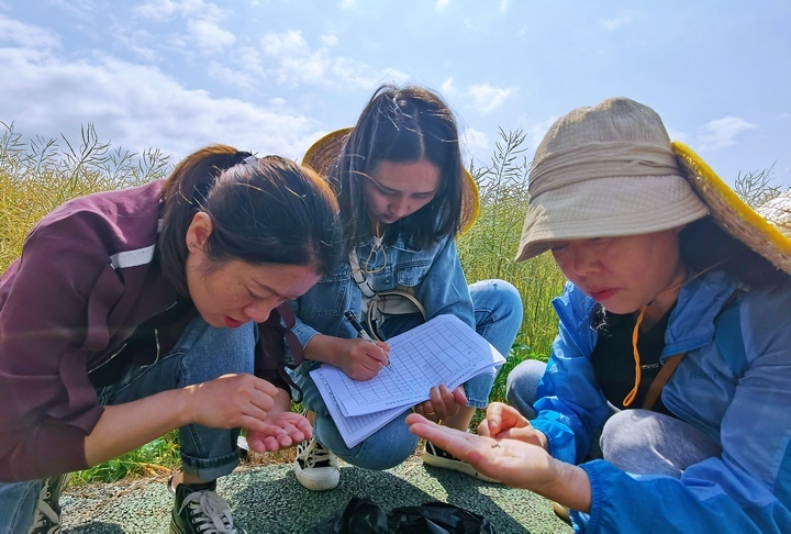 驗(yàn)收現(xiàn)場(chǎng)。