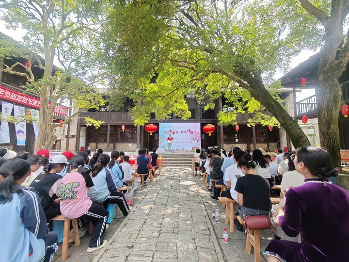 活動(dòng)現(xiàn)場(chǎng)。