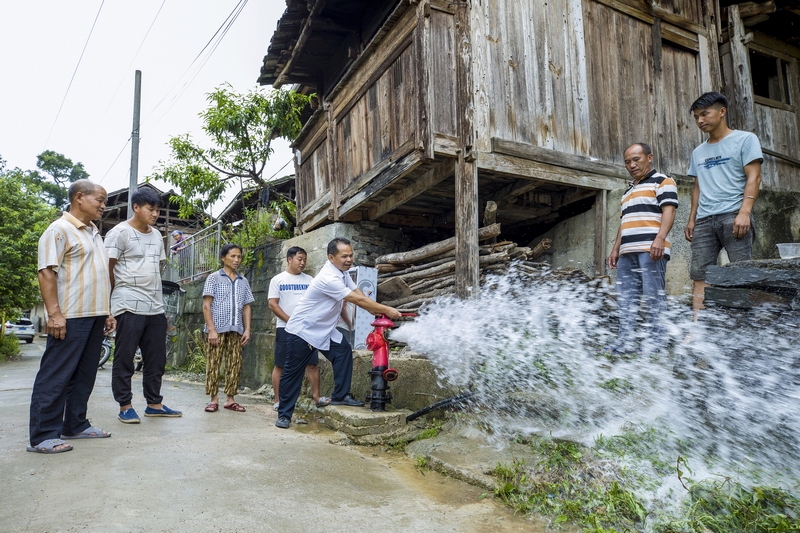 劍河縣太擁鎮柳金村開展消防演練培訓。