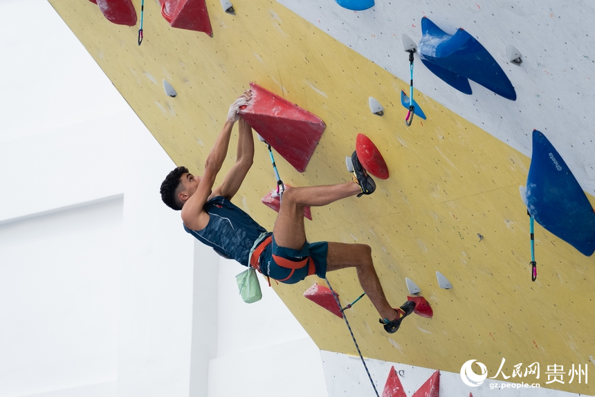 2024國際攀聯世界青年攀巖錦標賽比賽現場。人民網記者 涂敏攝