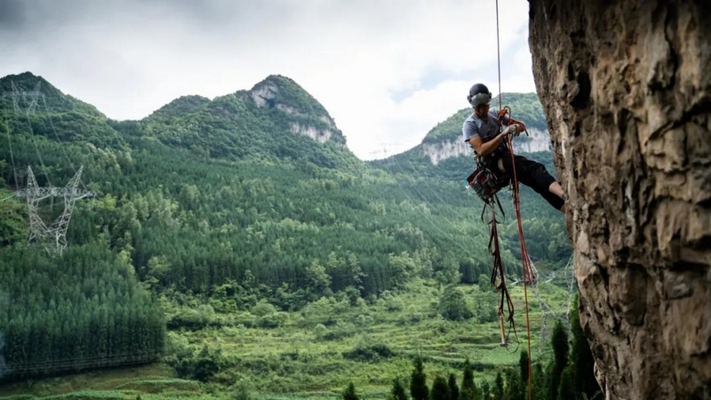 月照攀巖特色小鎮。