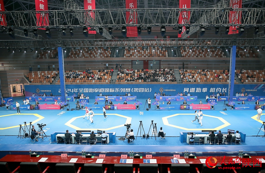 全國跆拳道錦標(biāo)系列賽(第四站)在西安開賽。人民網(wǎng)記者 白鴿攝