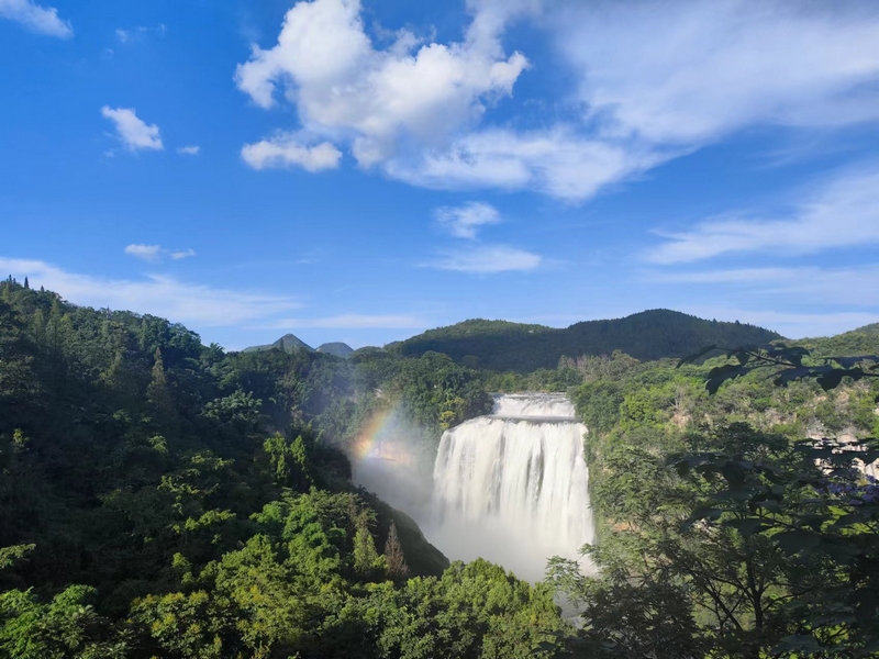 2、景區(qū)自然風(fēng)光。