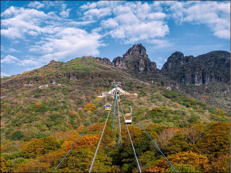 深秋的梵凈山。田葛鑫 攝 (1).jpg