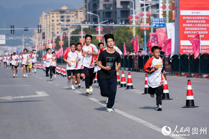 比賽現場。人民網記者 涂敏攝