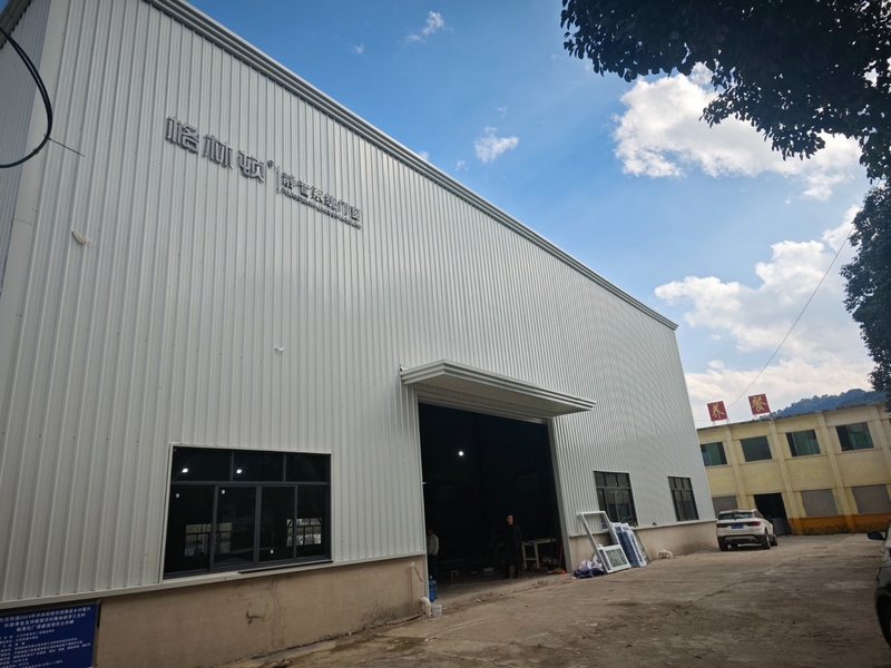 修文縣扎佐街道三元村通過使用中央財政推進鄉村振興補助資金成功建設一處標準廠房 。吳竹彧 攝