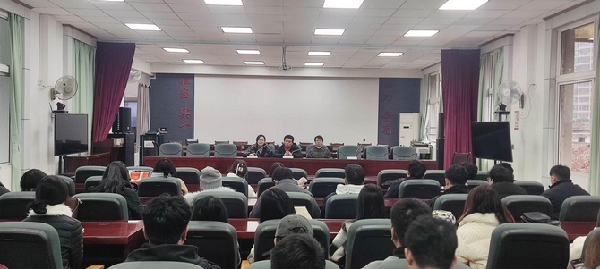 1、老舊院落環(huán)境改造設(shè)計(jì)課題啟動(dòng)儀式