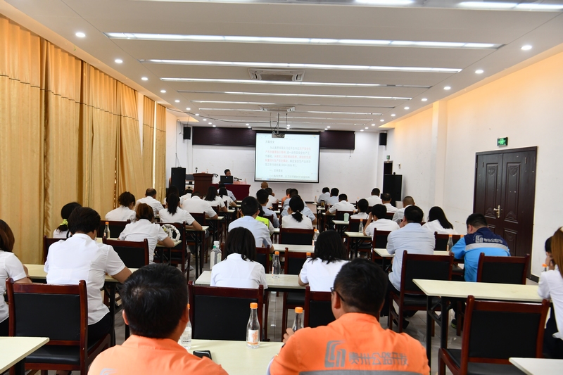 1 圖為安全知識講座