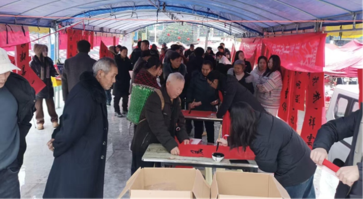 文藝沙龍聚合文藝新力量。