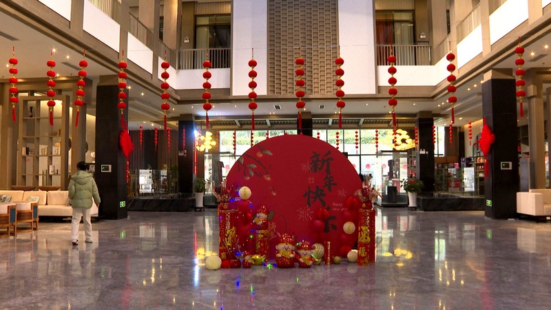 修文縣“金湯溫泉”泡“頭湯深受游客青睞。