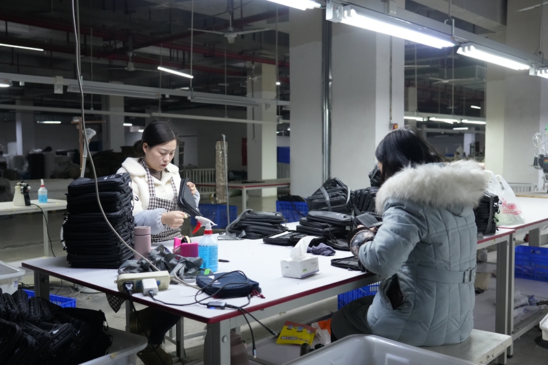 企業復工“干勁足”,奮戰首季“開門紅”。