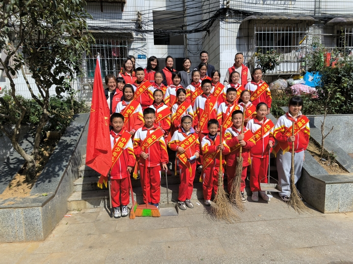 合影留念.jpg