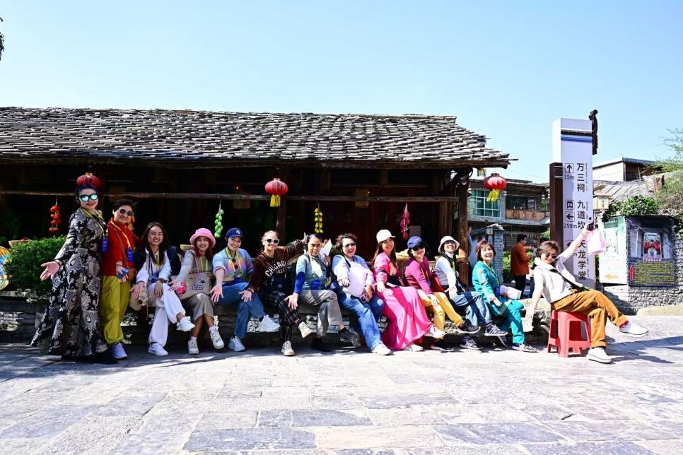 泰國旅行商考察團赴貴州實地考察。