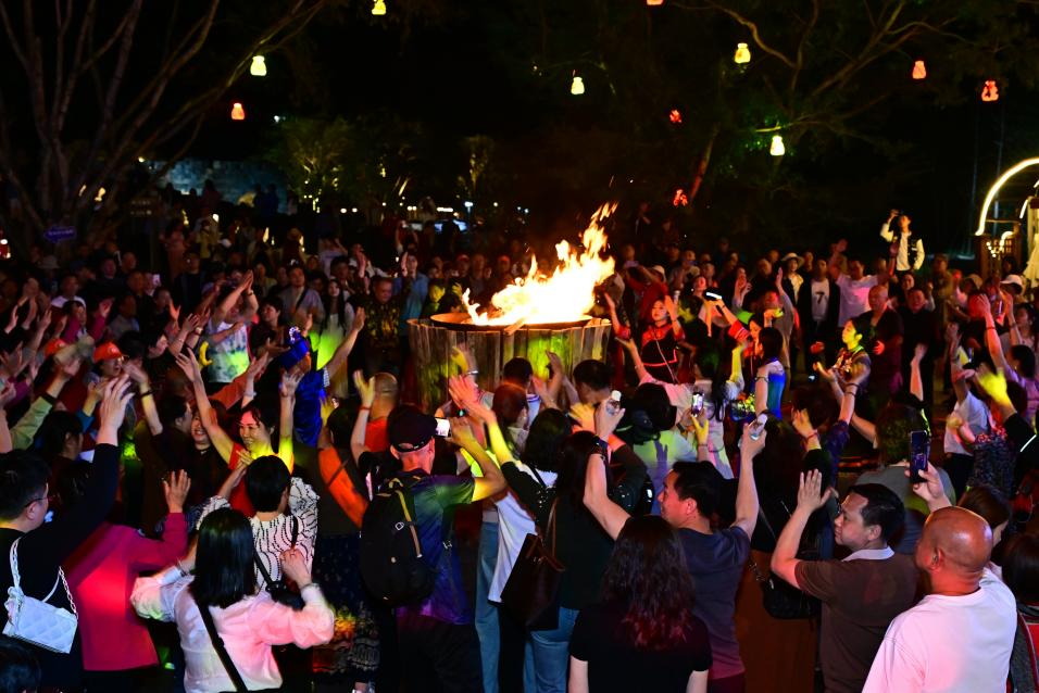 泰國旅行商考察團赴貴州實地考察。