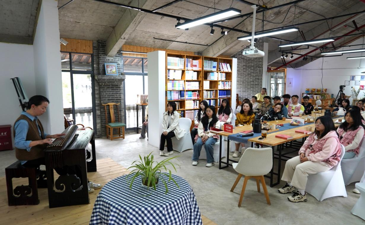 書店活動現場。