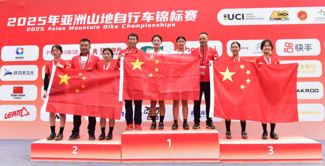 頒獎(jiǎng)現(xiàn)場(chǎng)。