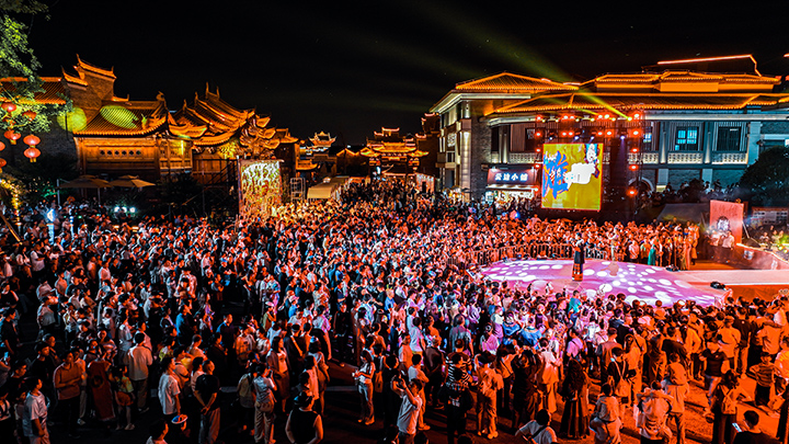 演出現(xiàn)場(chǎng)。