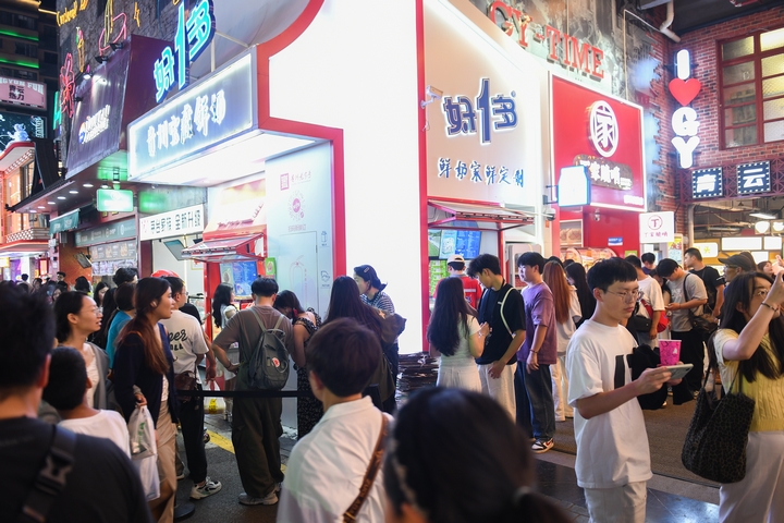 好一多直營(yíng)店銷售火爆。