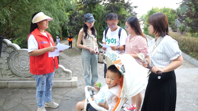 宣傳環保知識活動現場。