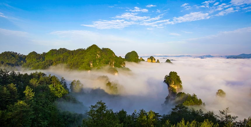 云臺山。 磨桂賓攝