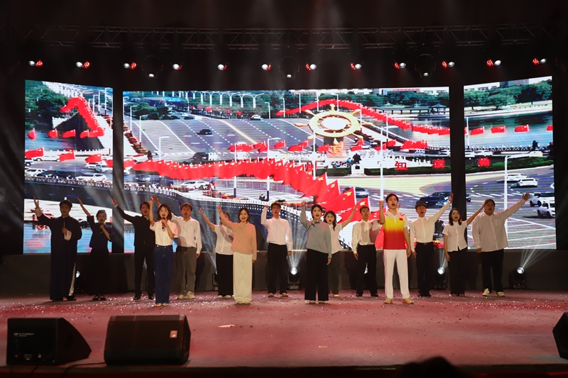 “聲漾韶華 藝啟新章”文藝匯演。