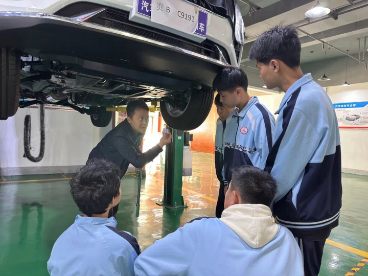 山海攜手育桃李 珠海組團式幫扶助力貴州務川教育醫療蝶變。