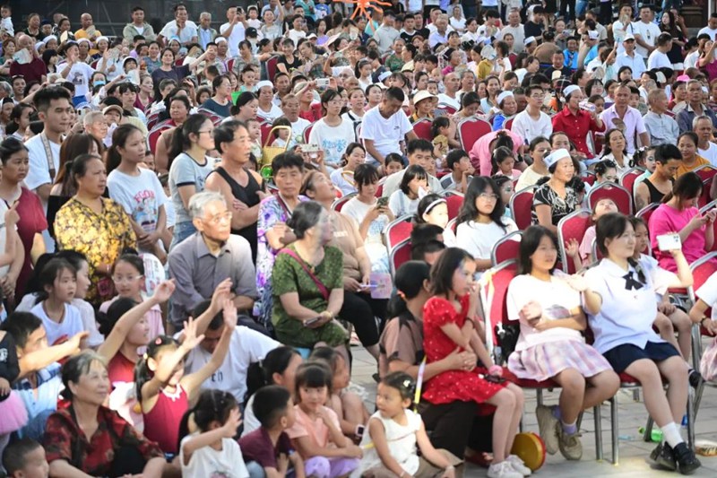 西秀區(qū)2025年避暑旅居聯(lián)誼活動(dòng)燃情啟幕 。