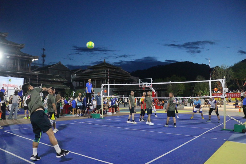 圖為精彩瞬間。