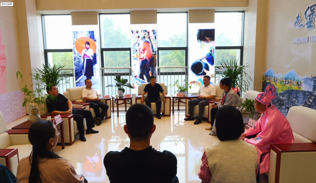 貴州安順屯堡花燈閃耀新輝 共謀傳承與創新之道。