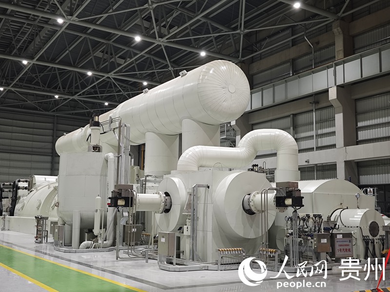 國家電投貴州金元織金項目1號機組。人民網 黃小桃攝