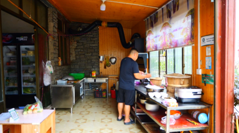 西秀民宿產業借“涼”生“金” 激活鄉村“熱經濟” 。