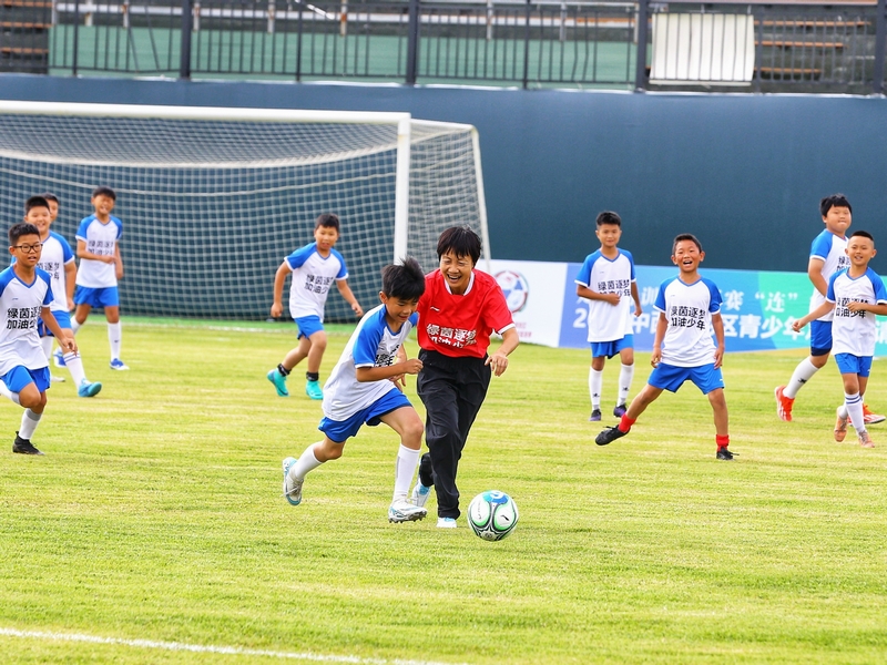足球趣味賽現場。貴州省體育局供圖