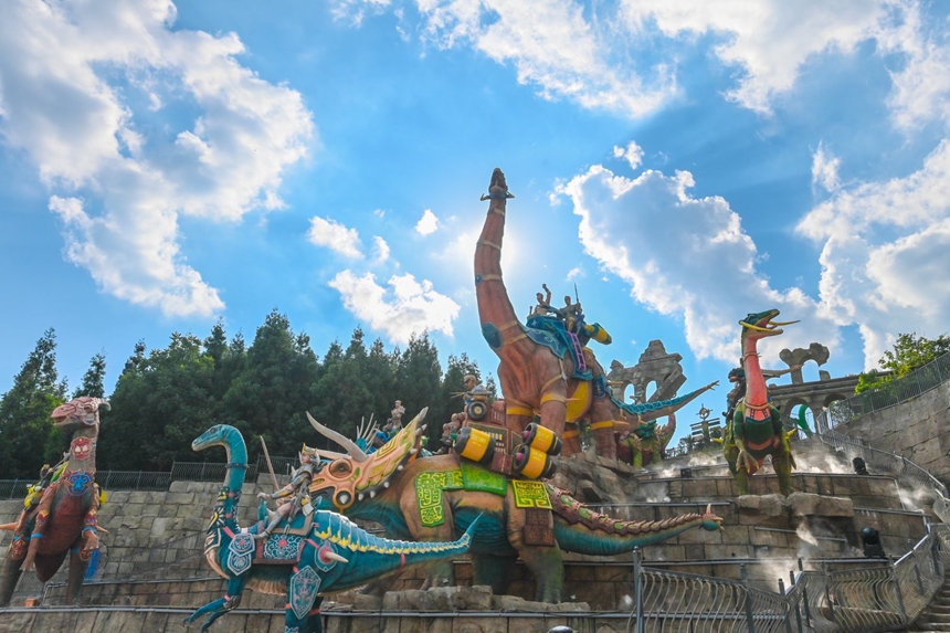 清鎮(zhèn)市侏羅紀(jì)恐龍小鎮(zhèn)。