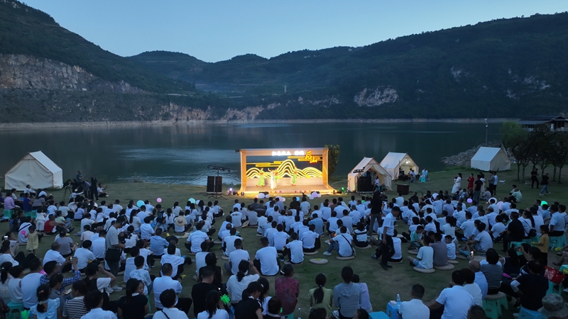 紅色主題音樂會現場。黃源匯攝.jpg