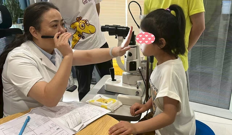 開學視力易 “滑坡”？貴州普瑞眼科 “三維一體” 方案幫家長解憂.jpg