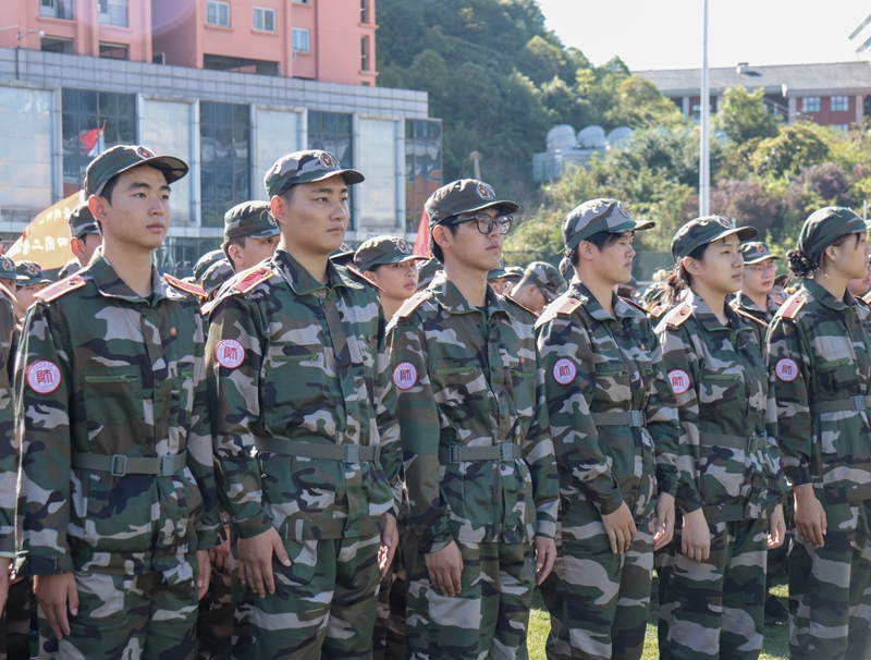 開學典禮暨軍訓動員大會現場 。.jpg