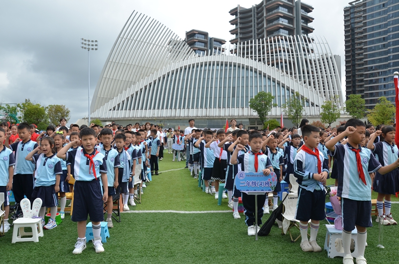南明區建華實驗小學2025年秋季學期開學典禮現場.JPG