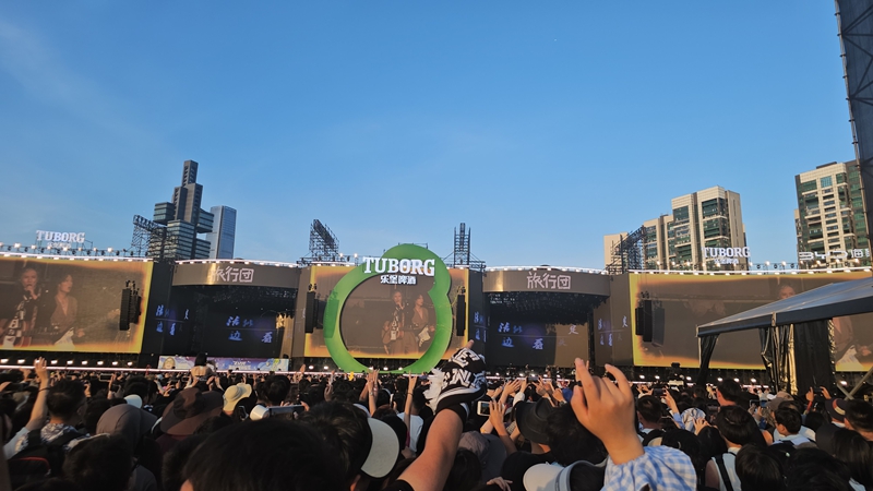 4 圖為獲該行票務系統支持的音樂節現場熱鬧非凡。.jpg