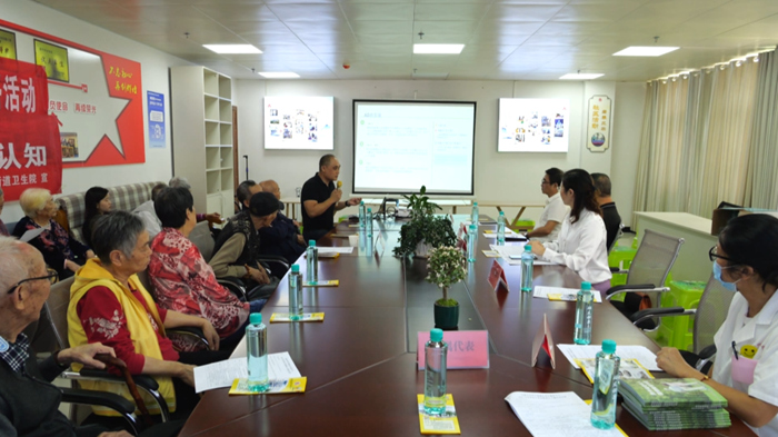西秀區多方聯動筑牢老年健康防線。