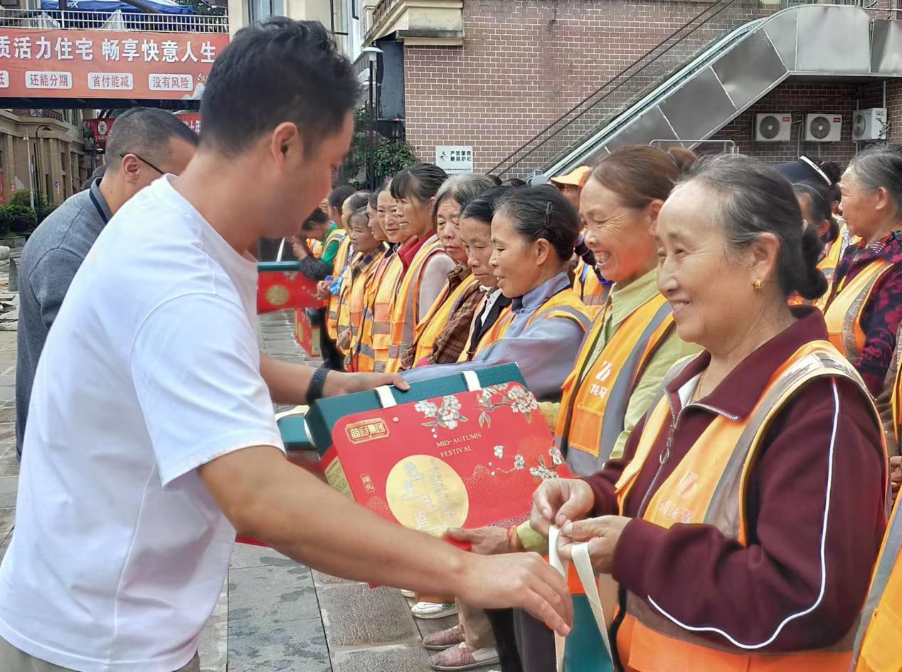 慰問活動現場。